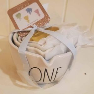 Rae Dunn Princess Measuring Cups